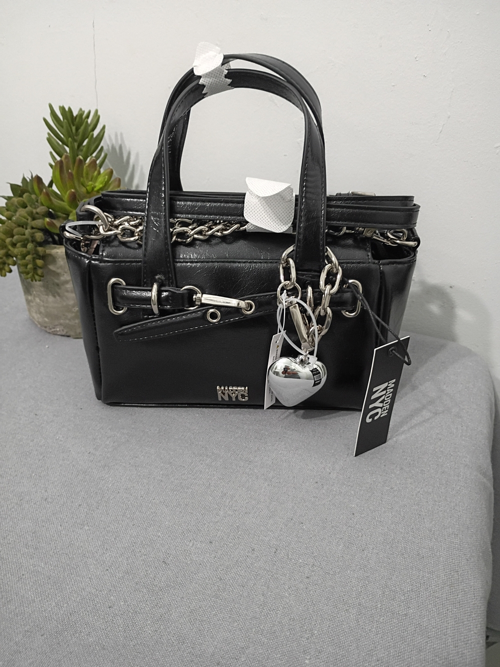 Madden NYC Black Chain-Accent Crossbody Satchel - Picture 3 of 6